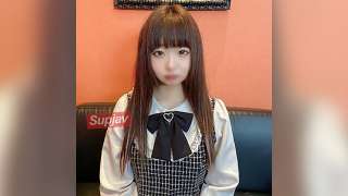 FC2PPV-4548625 Klitoris Besar yang Sensitif Tampil di Video