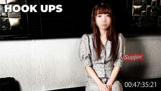 FC2PPV 4560911 Seks Mendalam dengan Istri Mungil